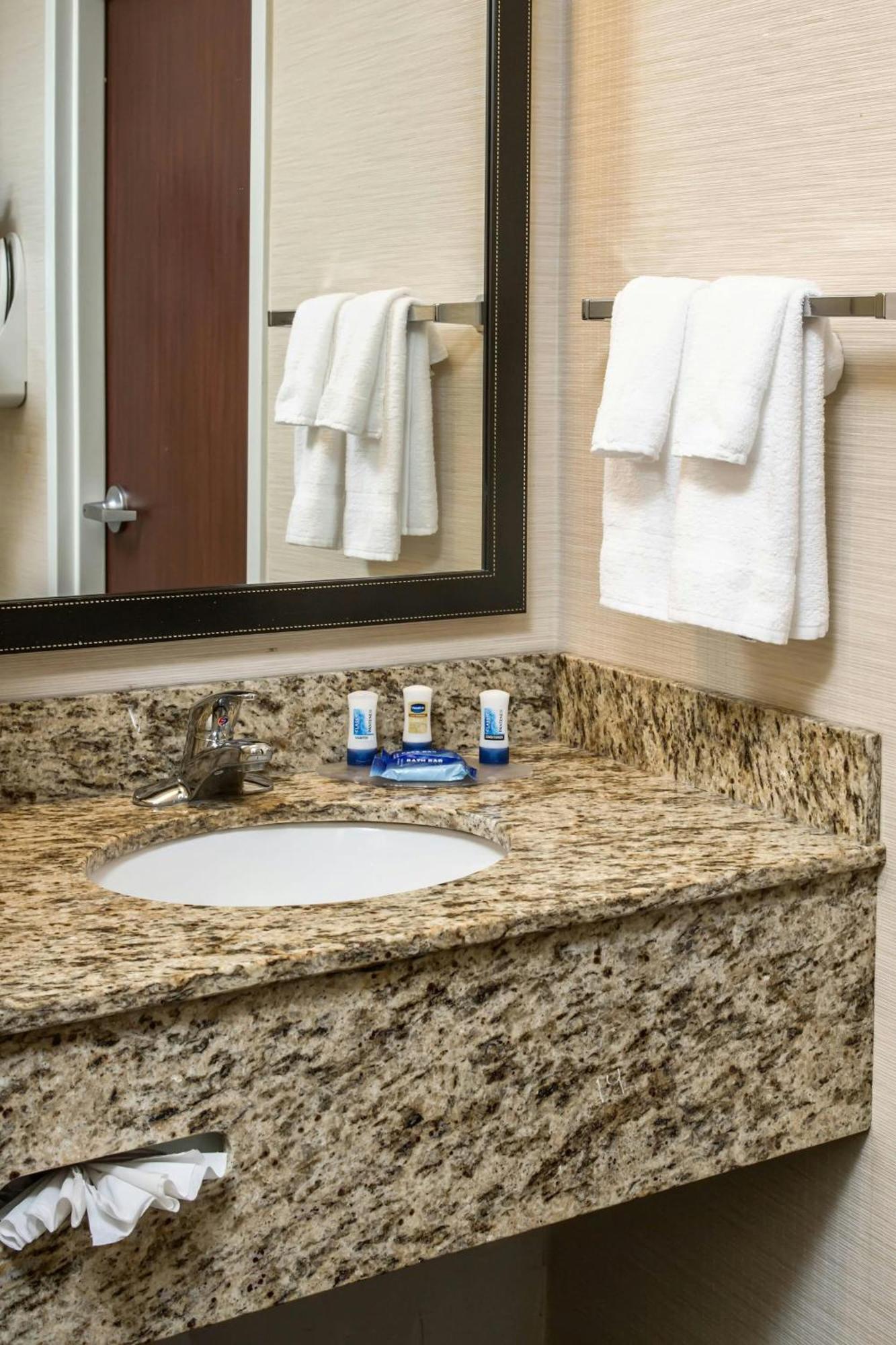 Fairfield Inn & Suites Jacksonville Airport Εξωτερικό φωτογραφία